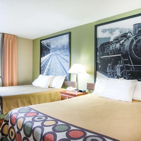 Hotel Super 8 By Wyndham Beckley Exterior foto