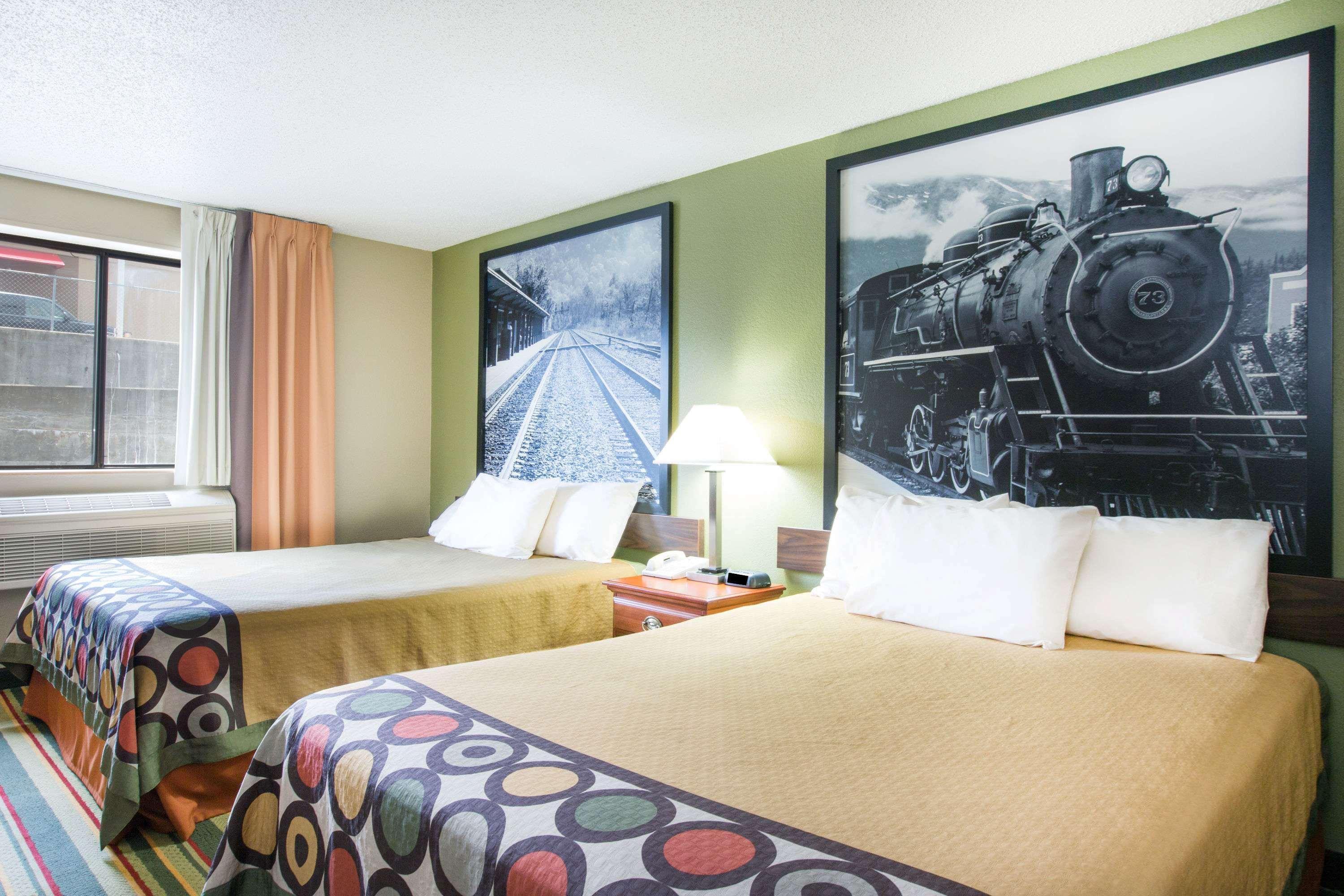 Hotel Super 8 By Wyndham Beckley Exterior foto